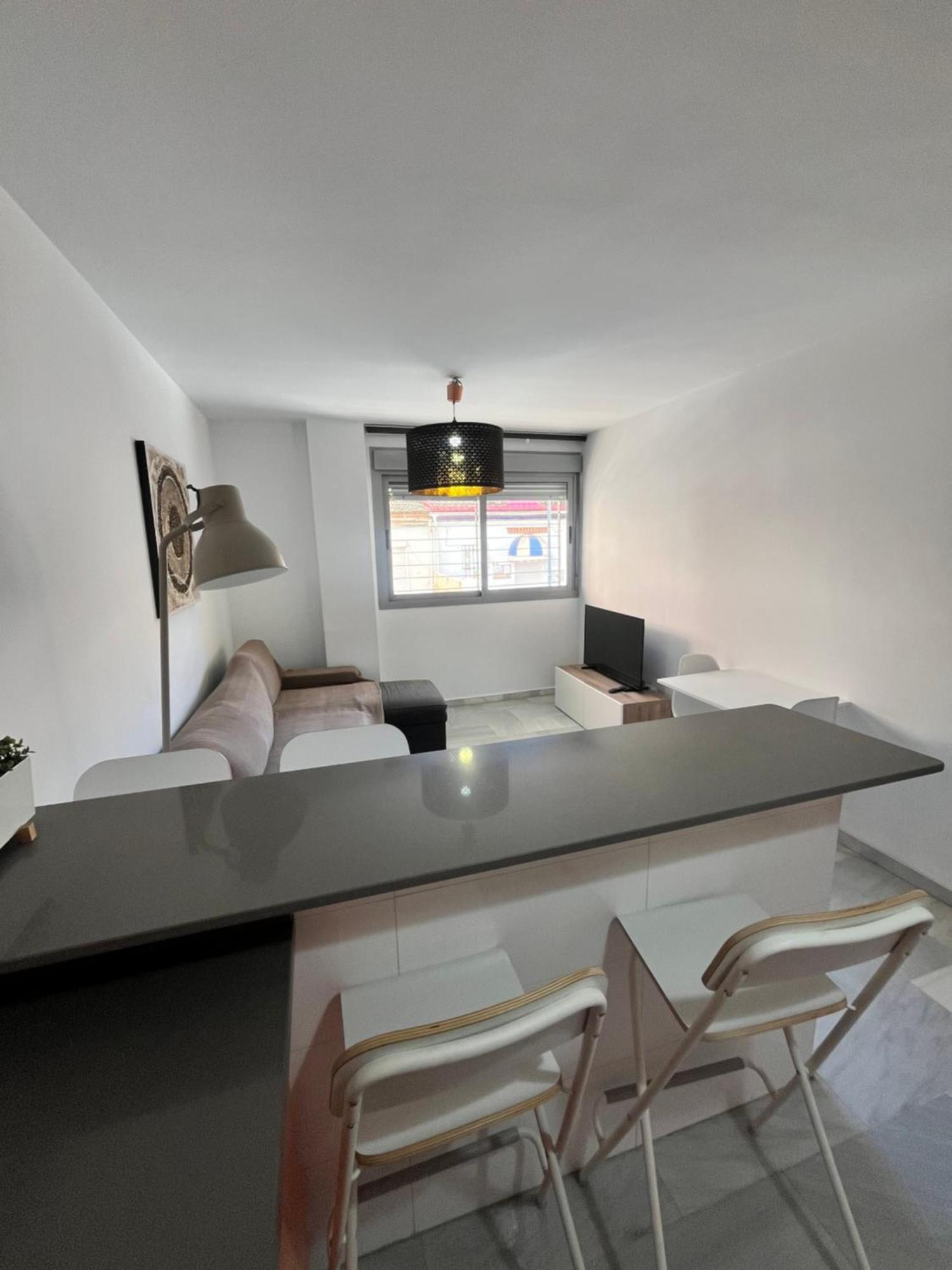Malaga Boutique Stay - Carlos Haya Area With Parking Exterior photo