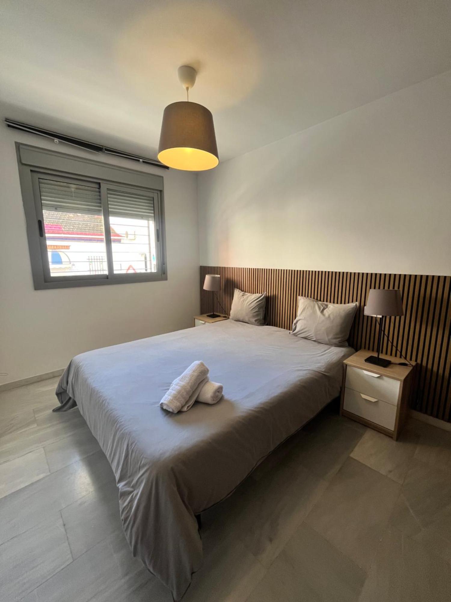 Malaga Boutique Stay - Carlos Haya Area With Parking Exterior photo